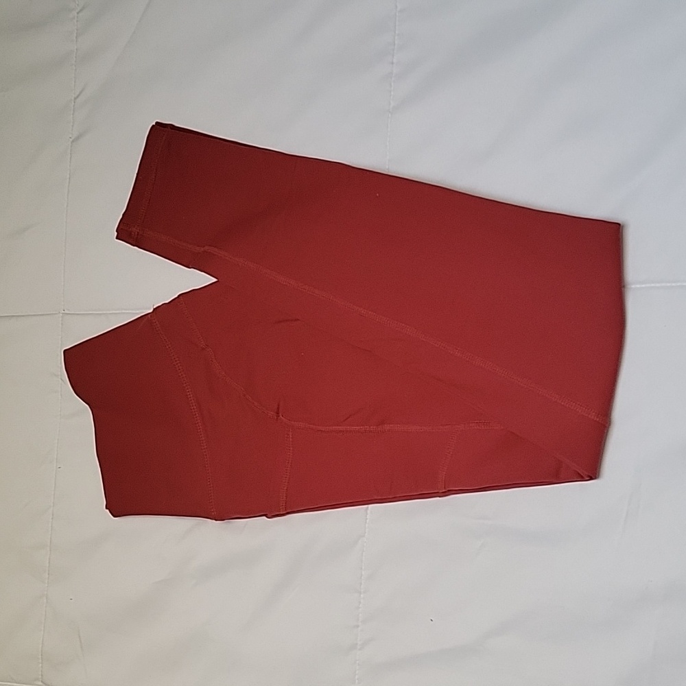 Buff bunny full length leggings maroon color